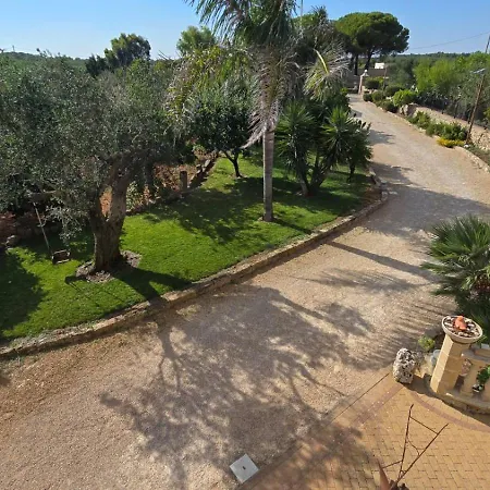 Maison d'hôtes Anna Salento - Due Con Piscina, Cucina E Bbq A Pochi Minuti Dal Mare Presicce